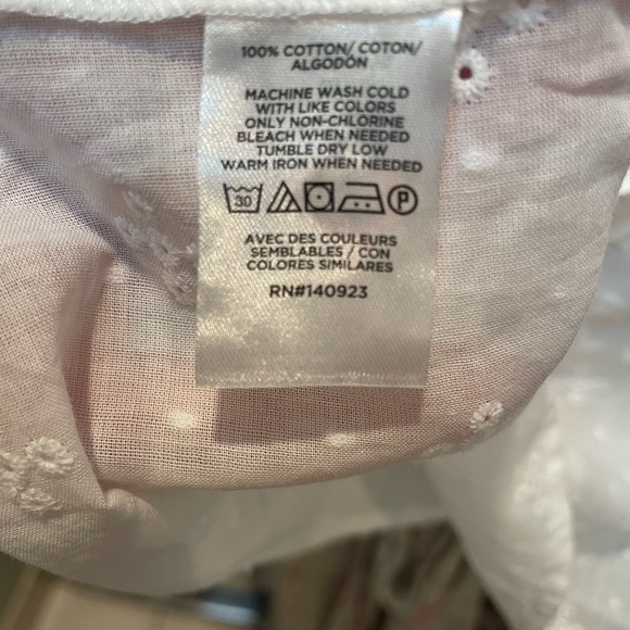 NWT LOFT Clip White Eyelet Ruffle short puff sleeve Blouse-Sz M - Picture 5 of 7